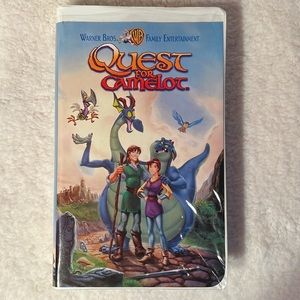 🦋$4 ADD ON•M2:55 Quest For Camelot Children’s Movie VHS Used